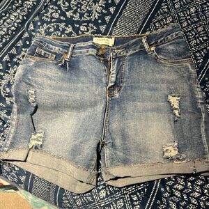 Jean shorts Brand Celebrity Ace Size 15/32